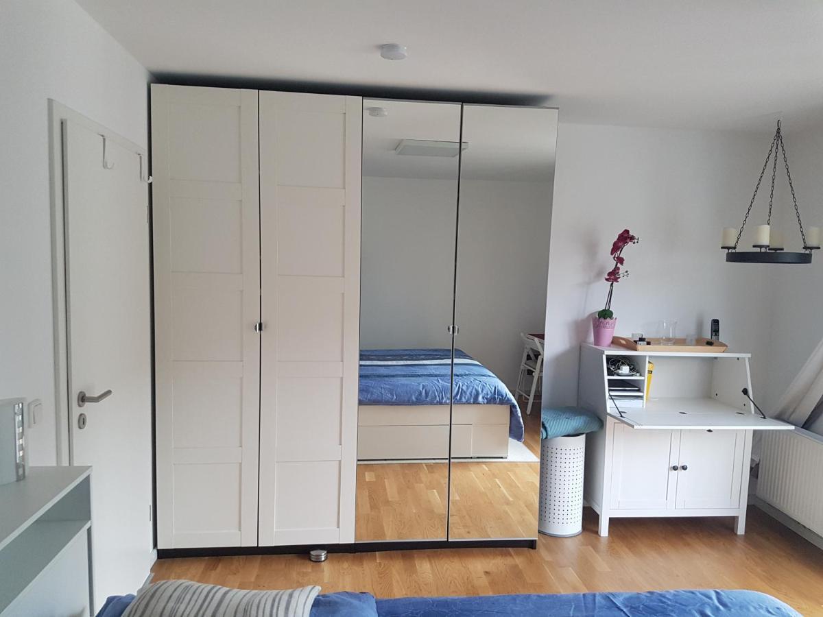 Zimmer Mit Eigenem Bad In Maerchenstadt! Heidelberg Esterno foto